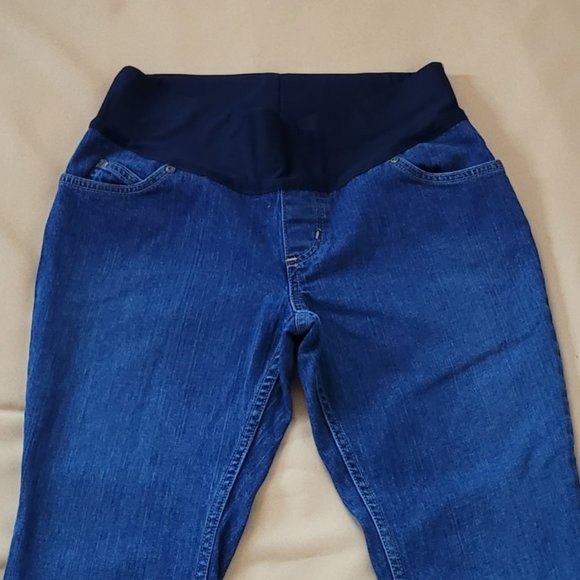 Liz Lange Maternity Capri Jeans Size 2 - Picture 2 of 10